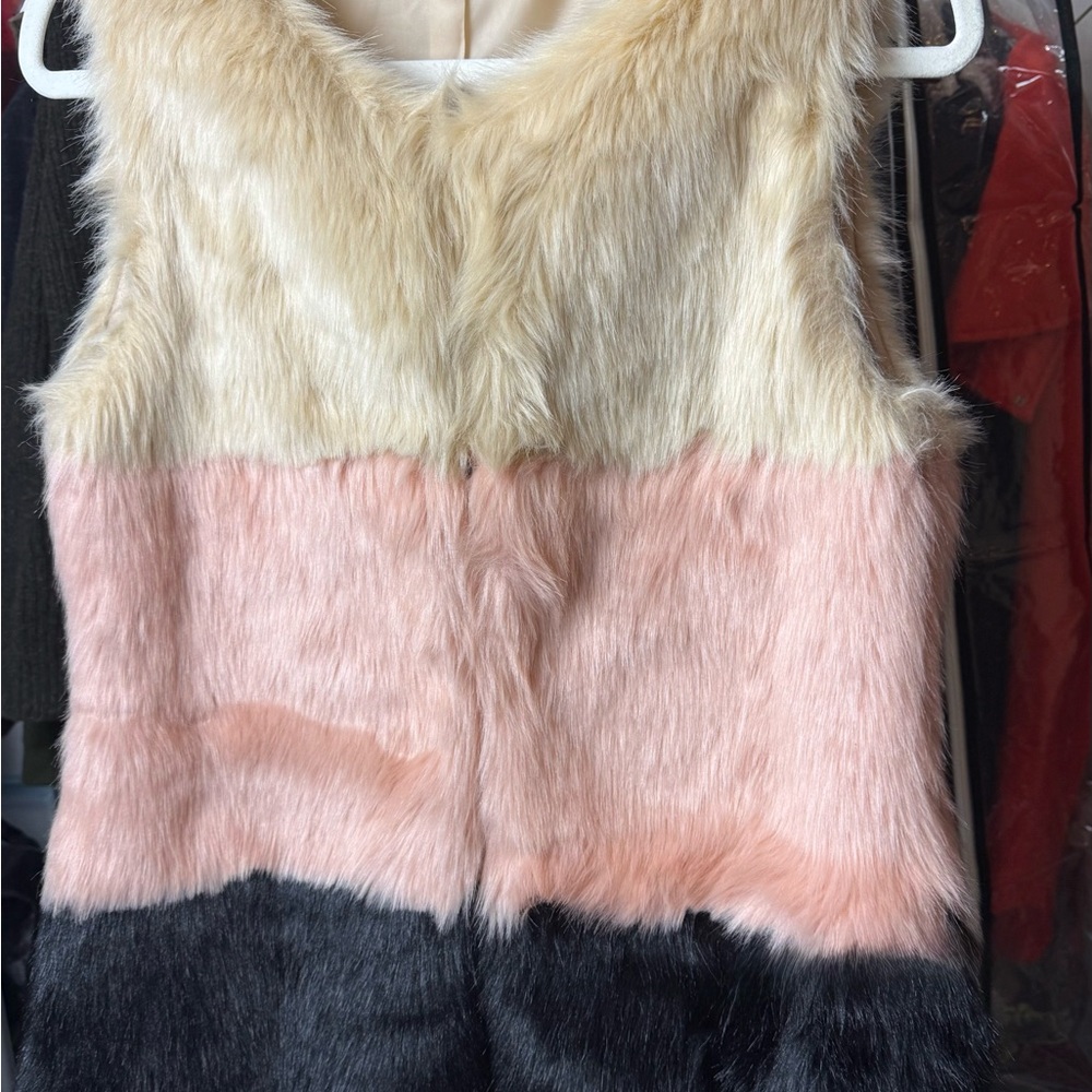 Ark & Co Soft Beige Faux Fur Vest